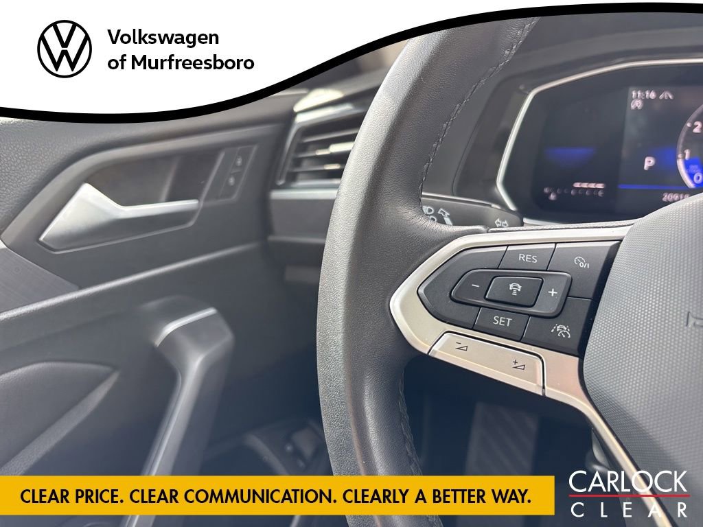 Certified 2023 Volkswagen Jetta SE w/ Panoramic Sunroof Package image 21