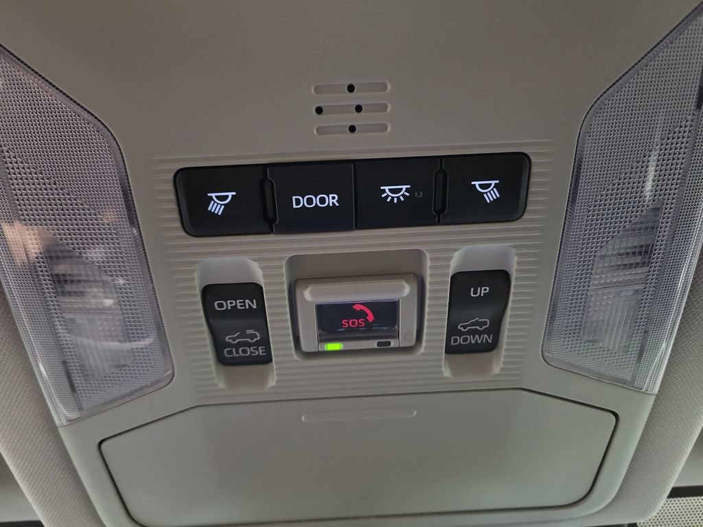 Used 2023 Toyota RAV4 XLE w/ Convenience Package AWD/4WD image 23