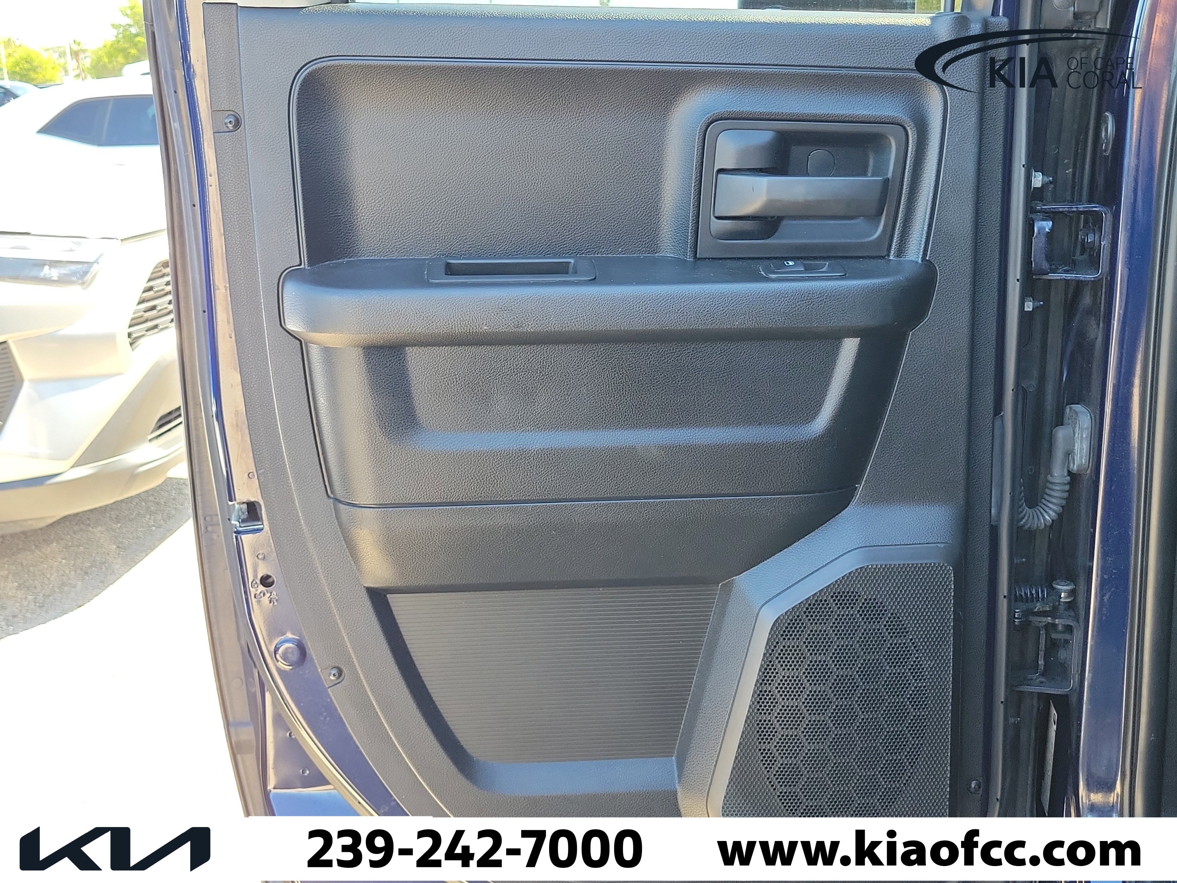 Used 2019 RAM 1500 Express AWD/4WD image 13