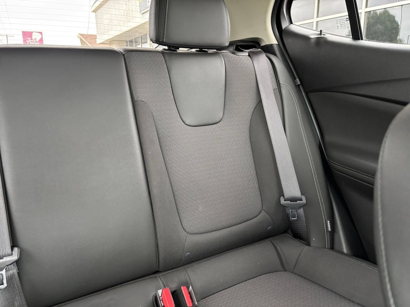 Used 2025 Buick Encore GX Preferred FWD image 36