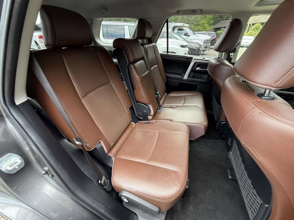 Used 2019 Toyota 4Runner Limited AWD/4WD image 10
