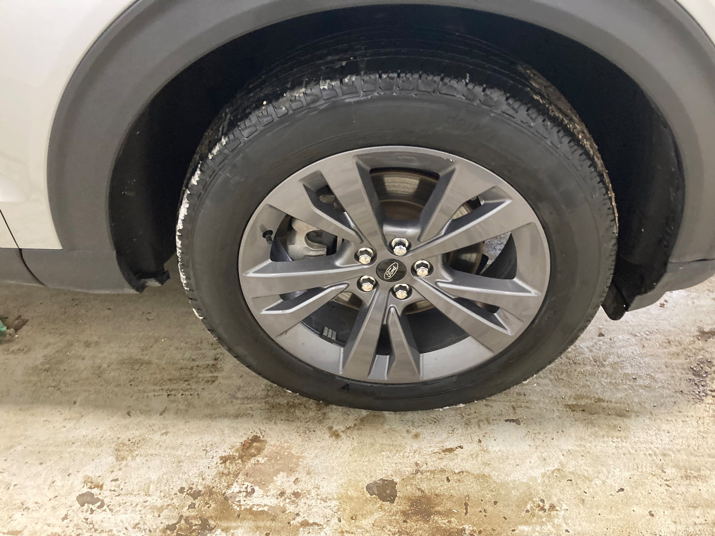 Used 2023 Ford Explorer XLT w/ Equipment Group 202A image 12