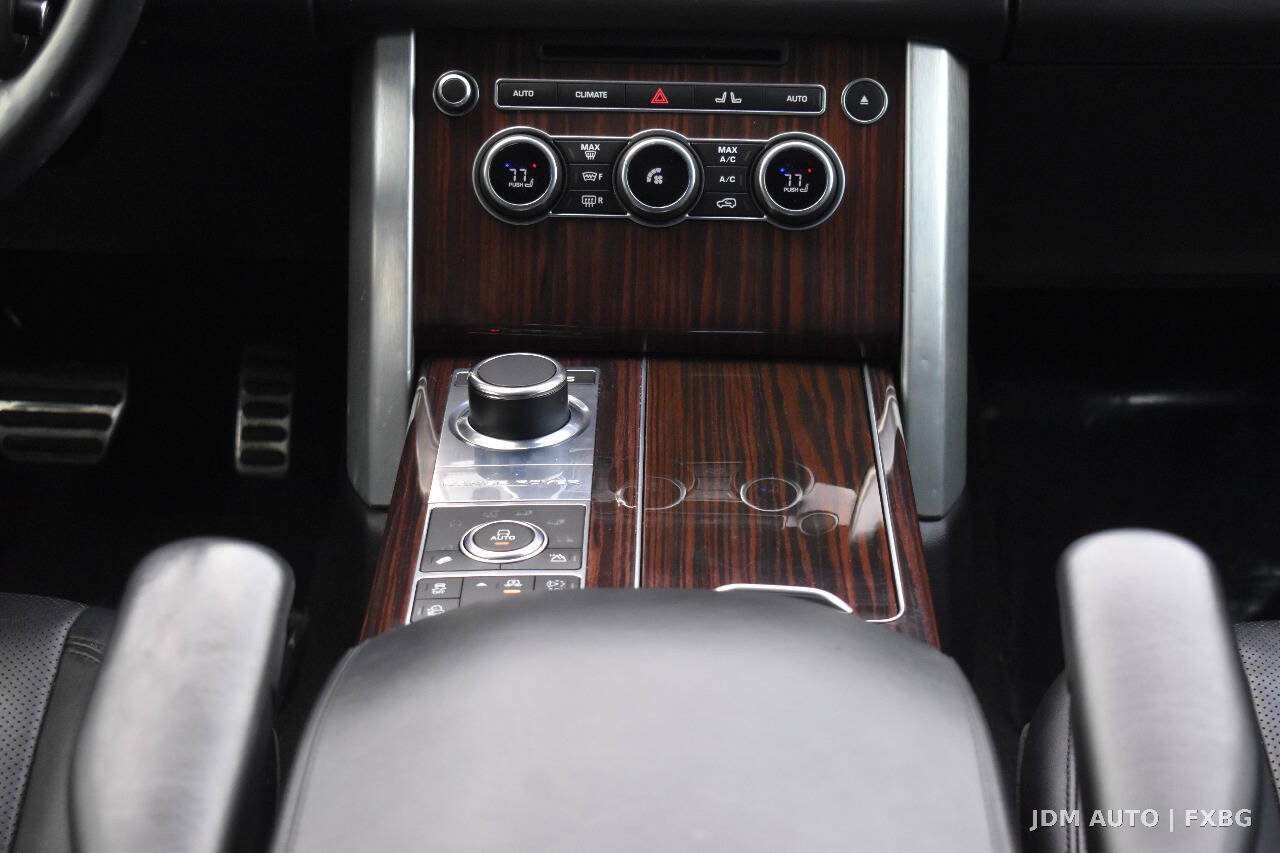 Used 2016 Land Rover Range Rover Supercharged AWD/4WD image 30