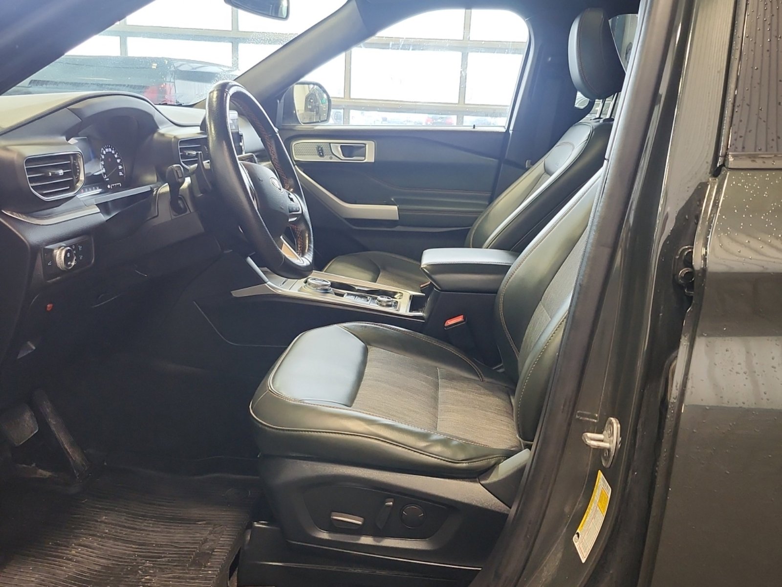 Used 2022 Ford Explorer Timberline w/ Timberline Technology Package AWD/4WD image 9