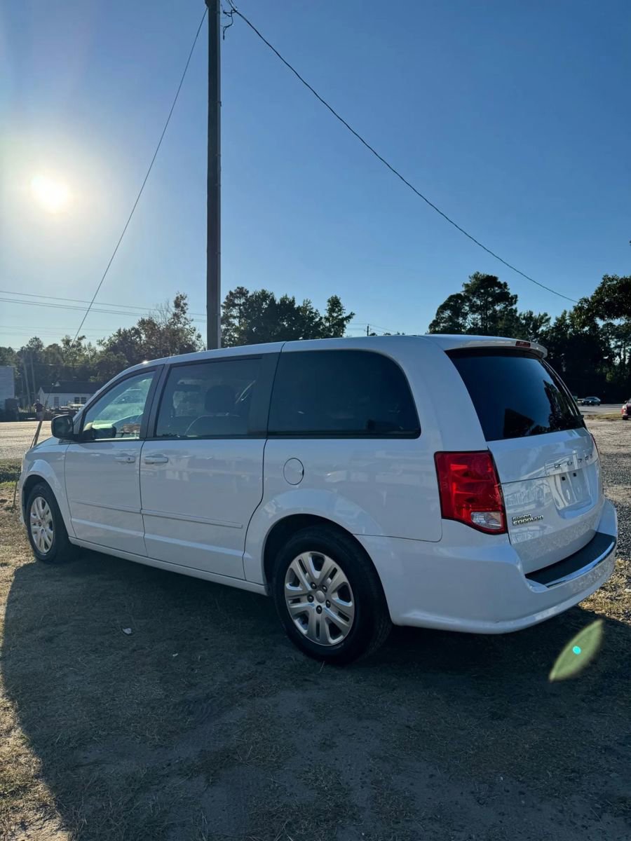 Used 2016 Dodge Grand Caravan SE w/ Quick Order Package 29E SE image 4