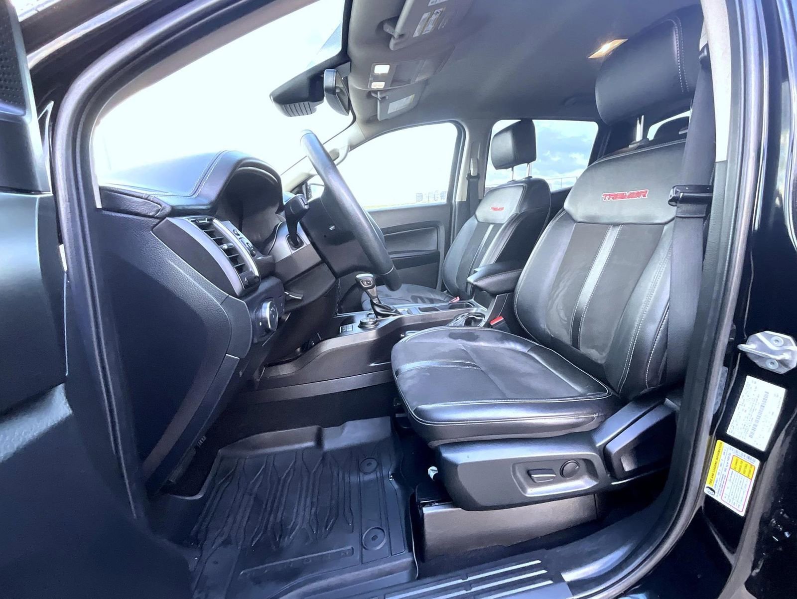 Used 2022 Ford Ranger Lariat w/ Tremor Off-Road Package image 10