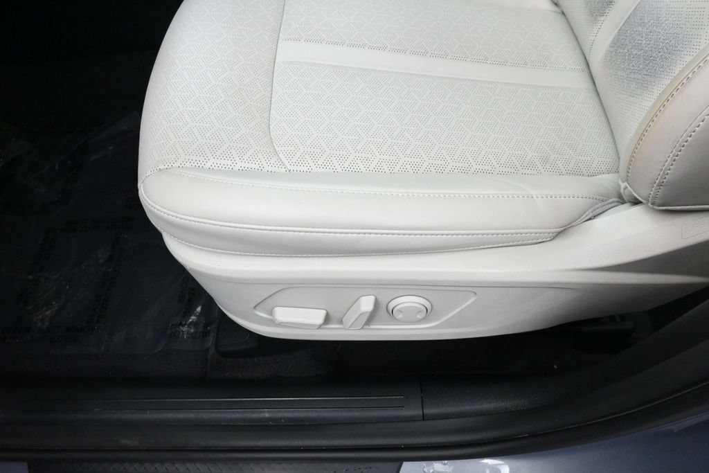 Used 2023 Kia Sorento SX FWD image 17