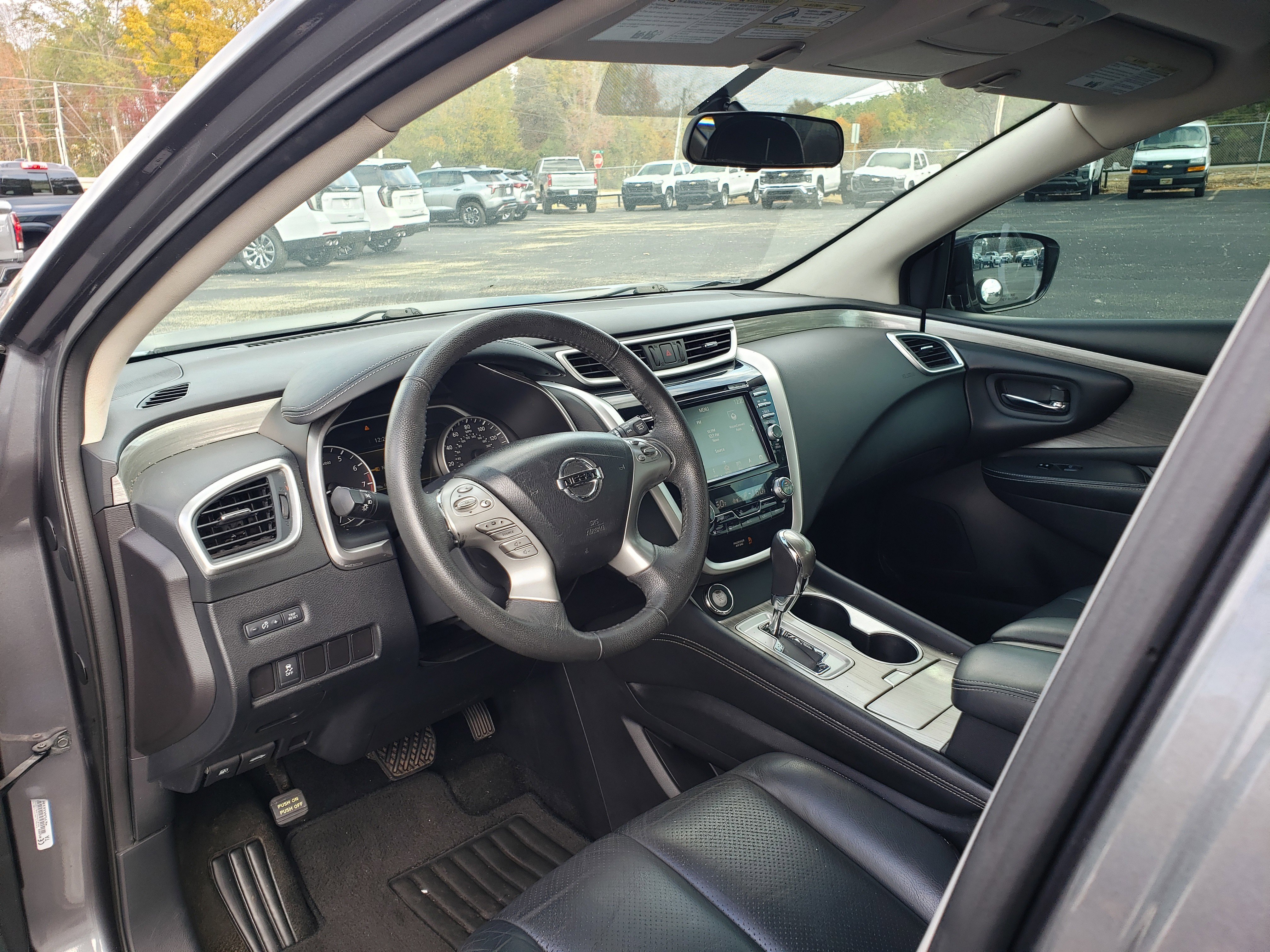 Used 2016 Nissan Murano SV image 25