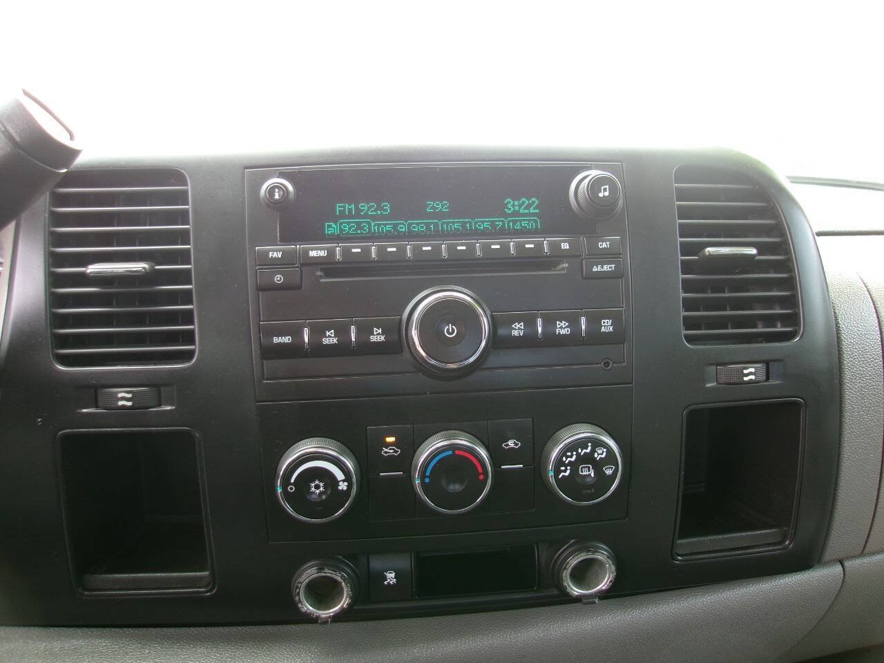 Used 2009 Chevrolet Silverado 2500 W/T AWD/4WD image 13