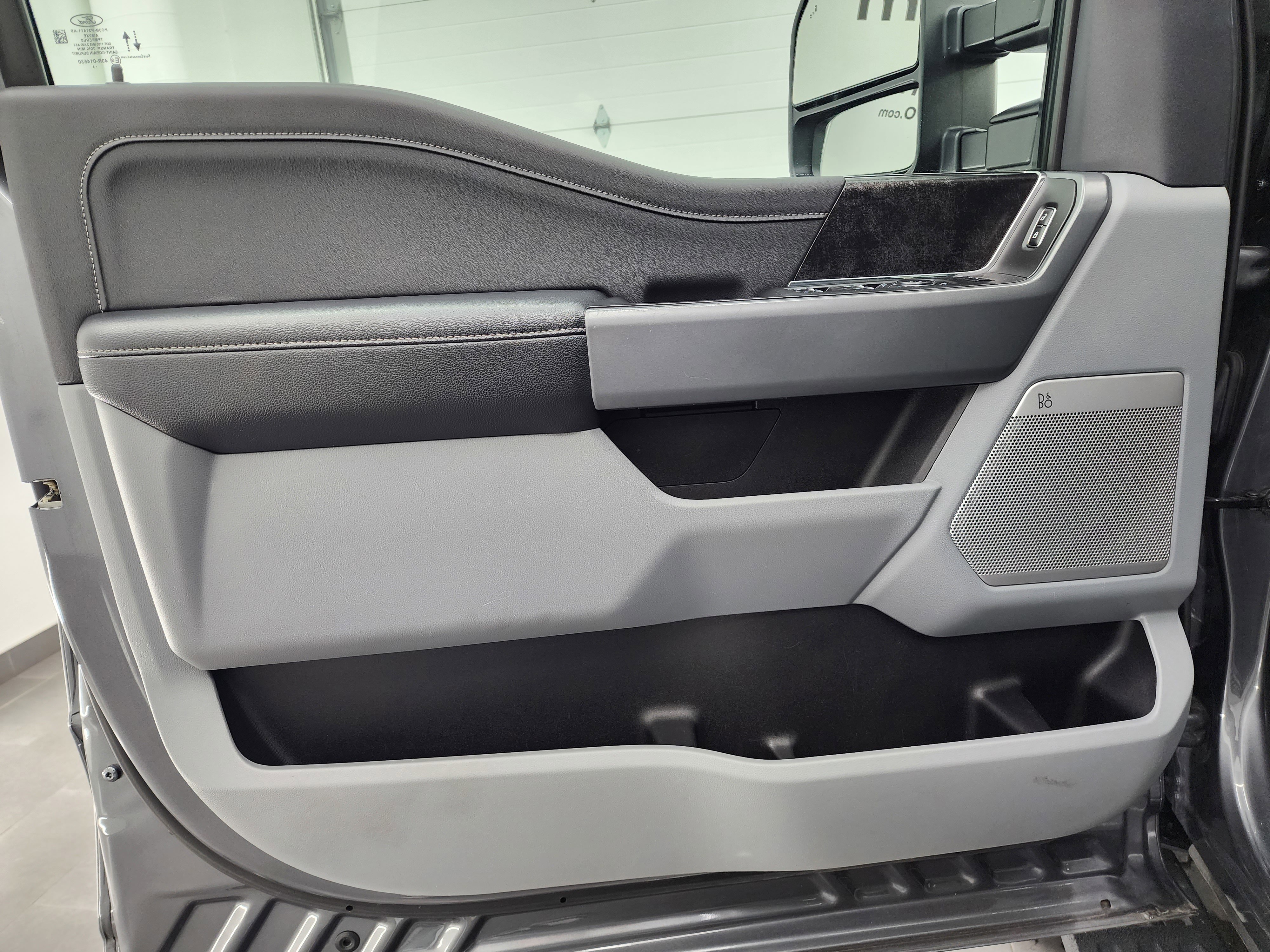 Used 2023 Ford F350 XLT w/ Tremor Off-Road Package image 44