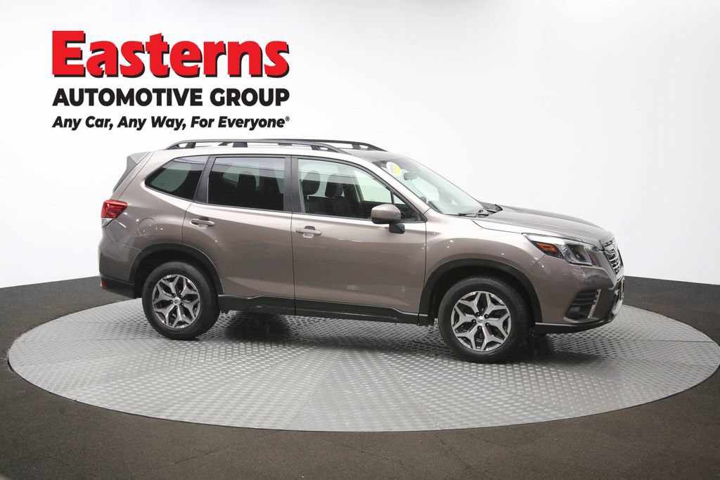 Used 2022 Subaru Forester Premium AWD/4WD image 51