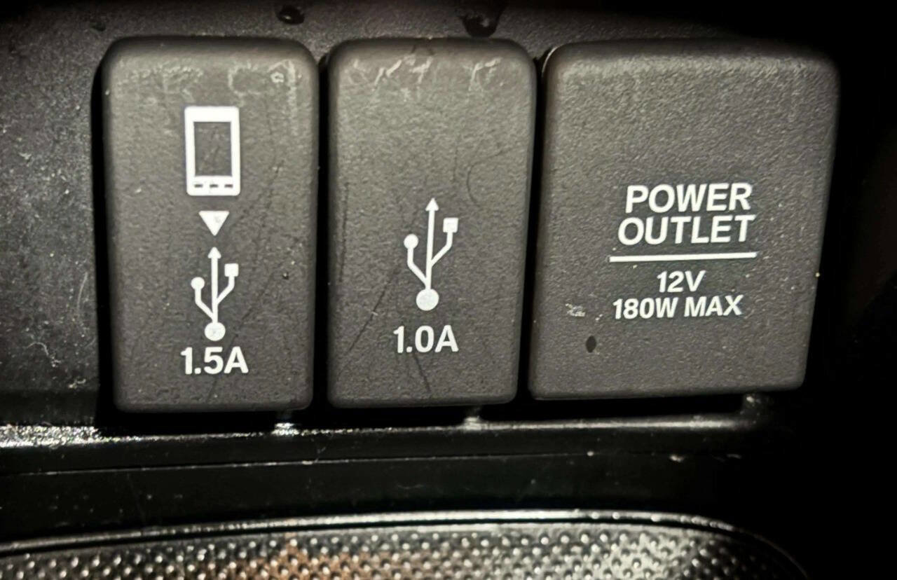 Used 2017 Honda CR-V EX image 37