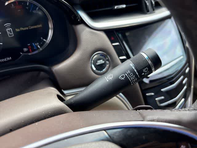 Used 2017 Cadillac XTS Premium Luxury FWD image 17