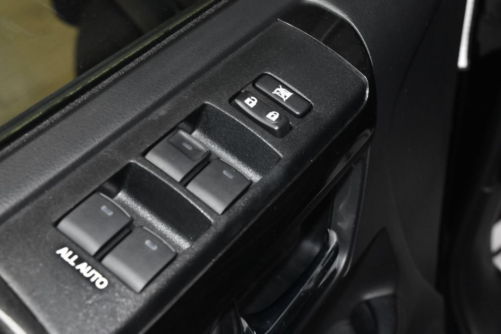 Used 2024 Toyota 4Runner TRD Off-Road Premium AWD/4WD image 5