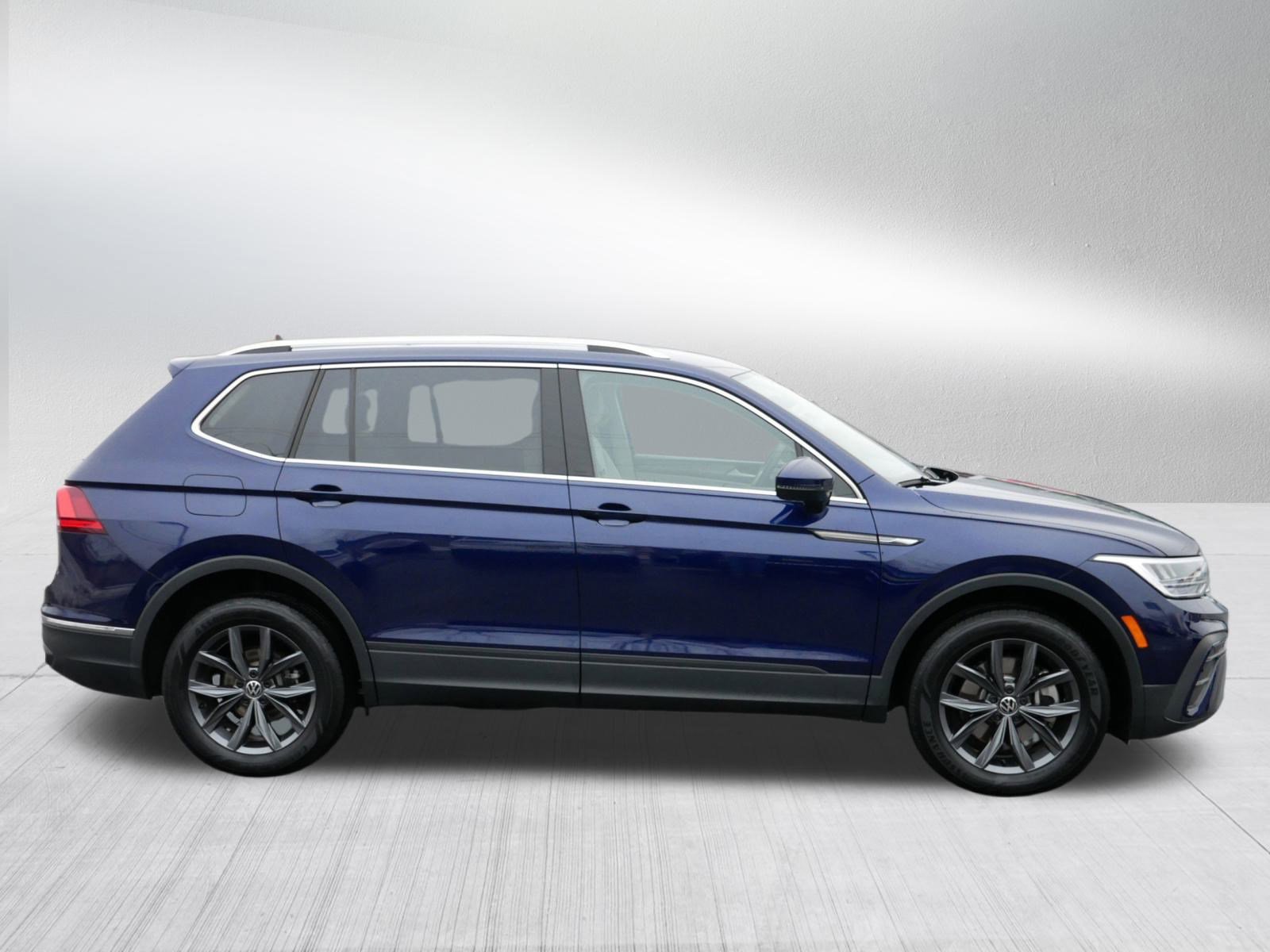Certified 2022 Volkswagen Tiguan SE image 8