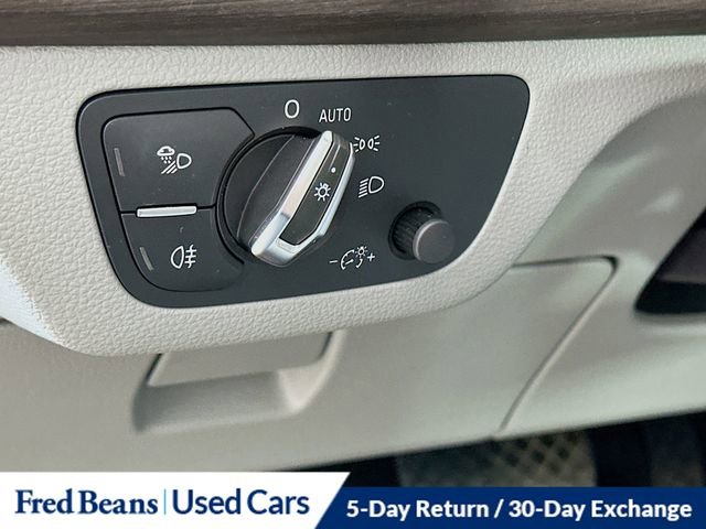 Used 2023 Audi Q5 2.0T Premium w/ Convenience Package image 11