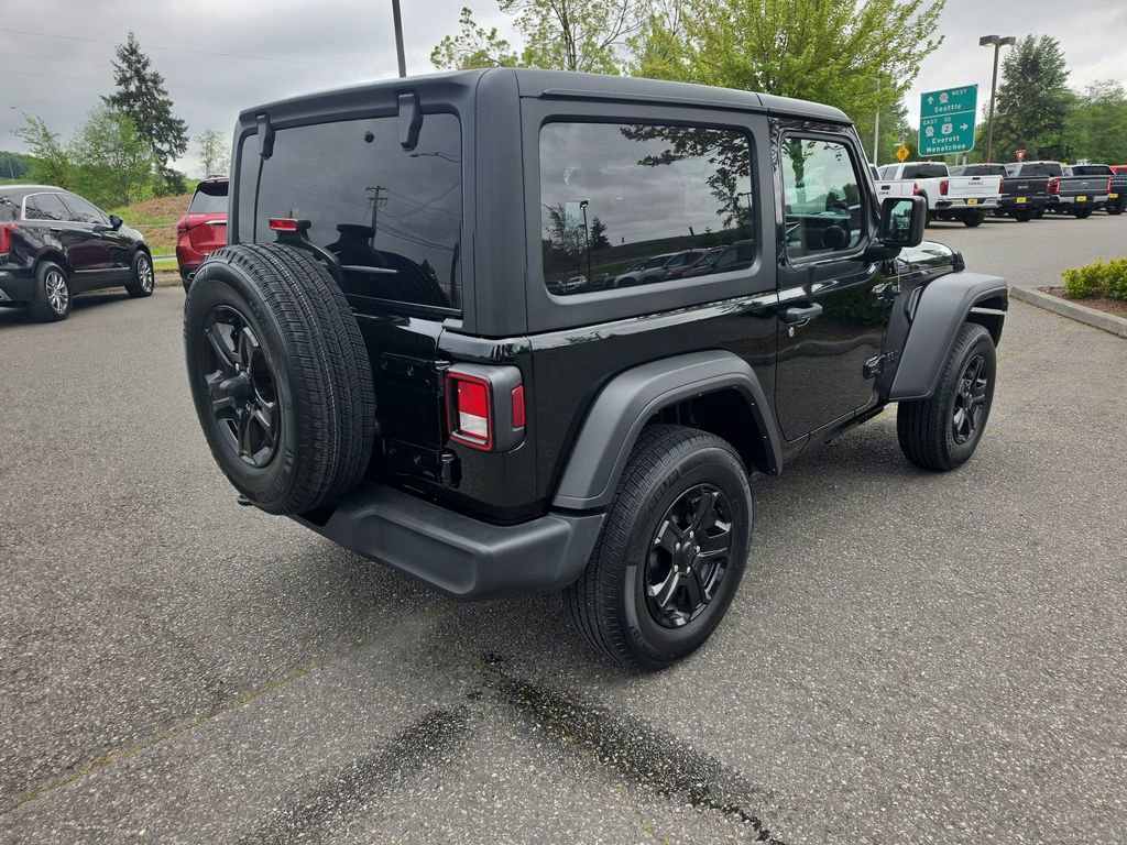 Used 2022 Jeep Wrangler Sport AWD/4WD image 6