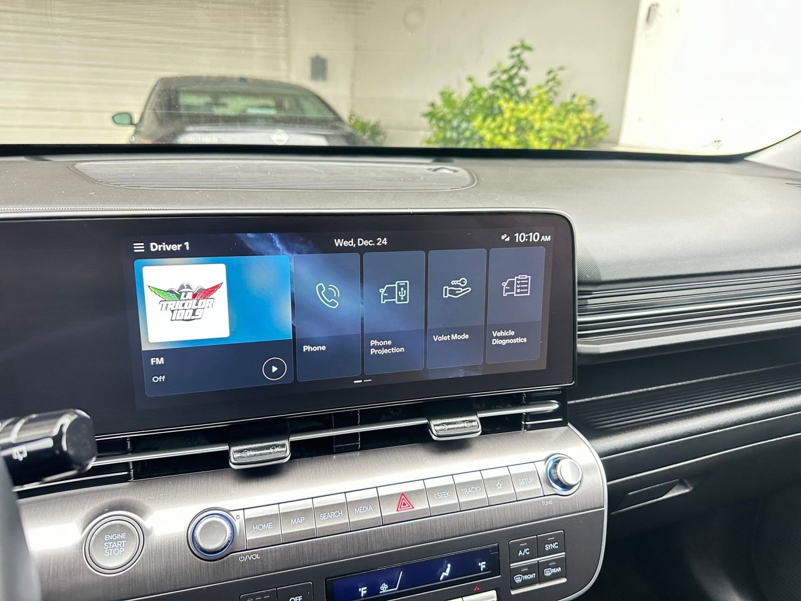 Used 2025 Hyundai Kona SEL image 21