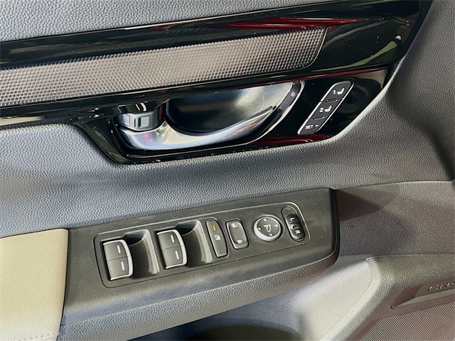 Used 2026 Honda CR-V EX-L image 11
