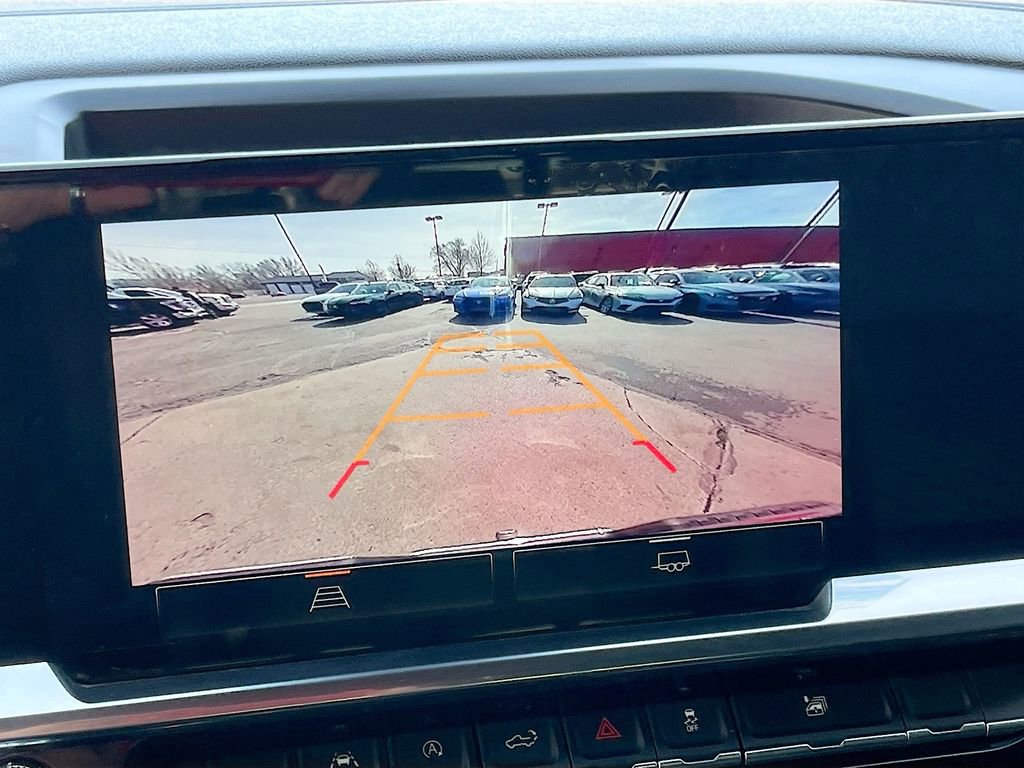 Used 2023 GMC Sierra 1500 SLT w/ SLT Convenience Package image 13