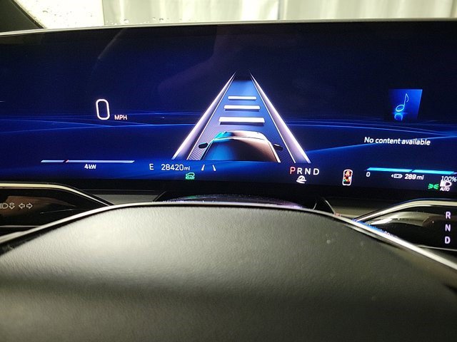 Certified 2024 Cadillac Lyriq Luxury image 17