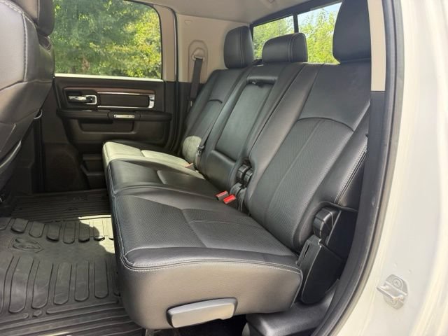 Used 2018 RAM 3500 Laramie w/ Convenience Group AWD/4WD image 18