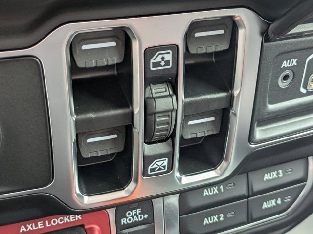 New 2025 Jeep Gladiator Mojave image 20