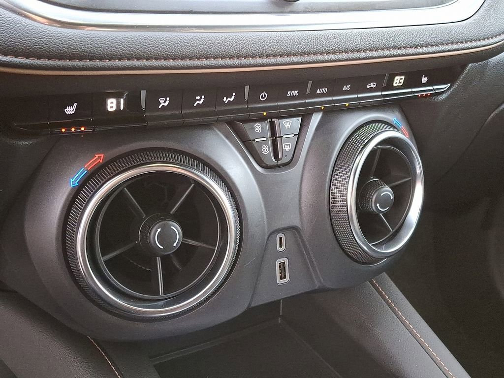 Used 2022 Chevrolet Blazer Premier image 16