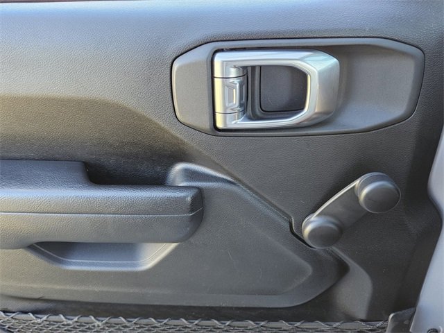 Used 2023 Jeep Wrangler Sport image 31