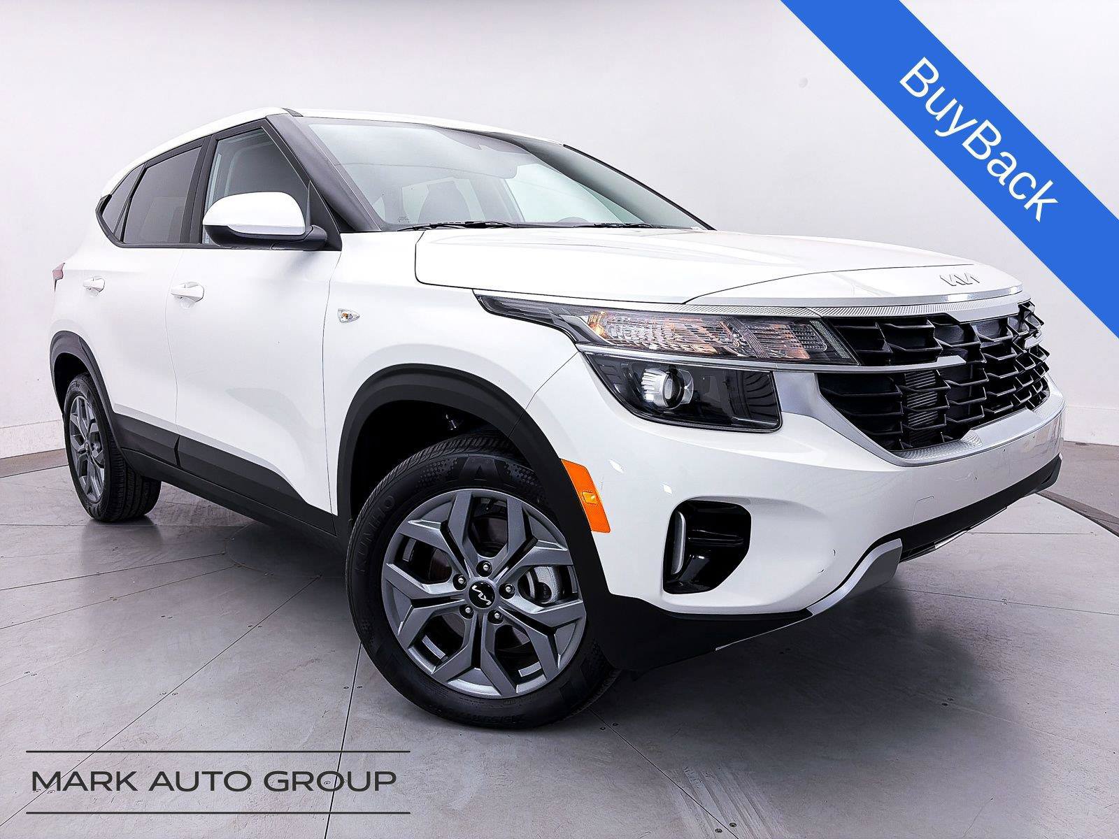 Used 2025 Kia Seltos LX AWD/4WD image 1