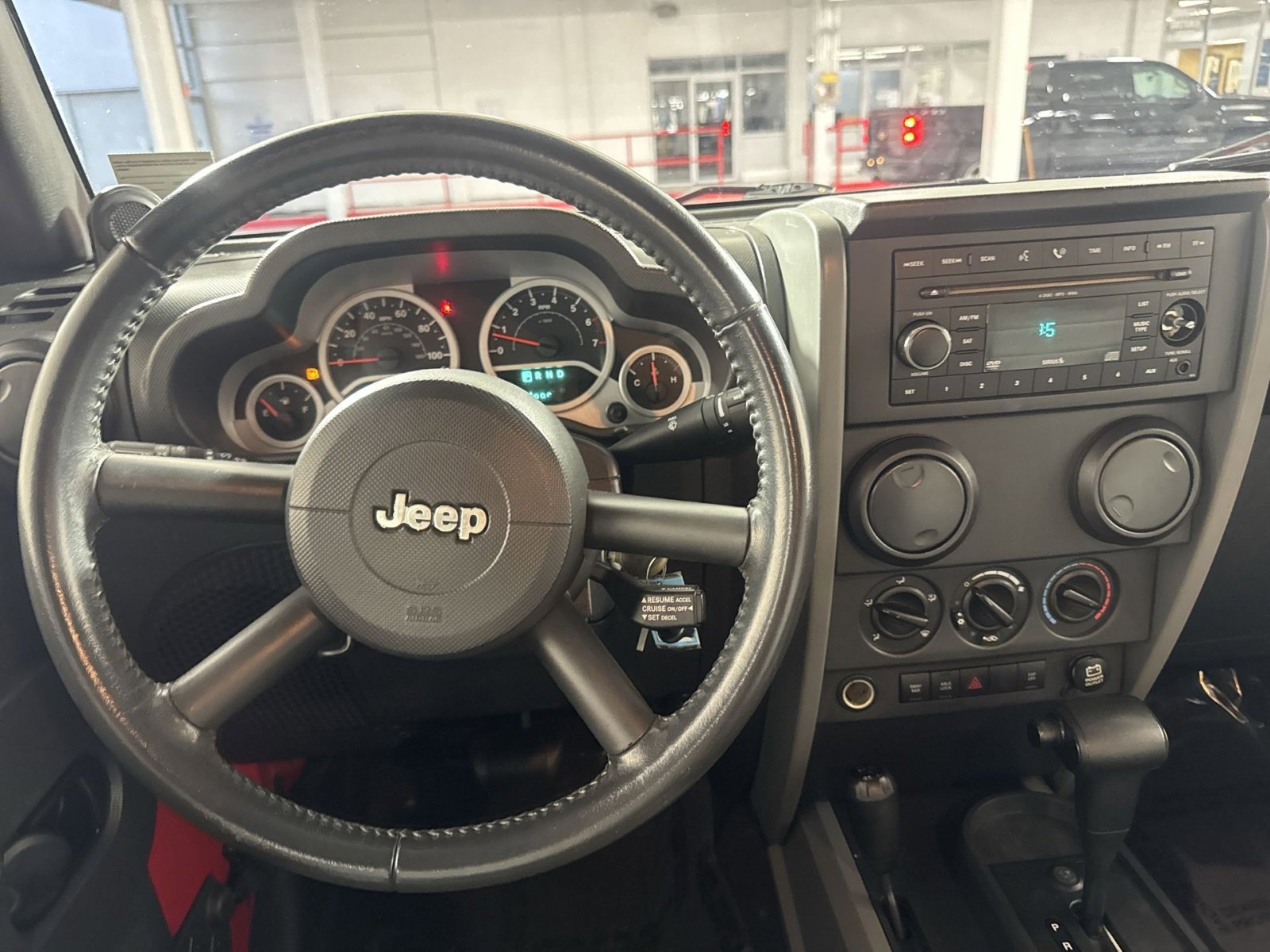 Used 2007 Jeep Wrangler Unlimited Rubicon image 16