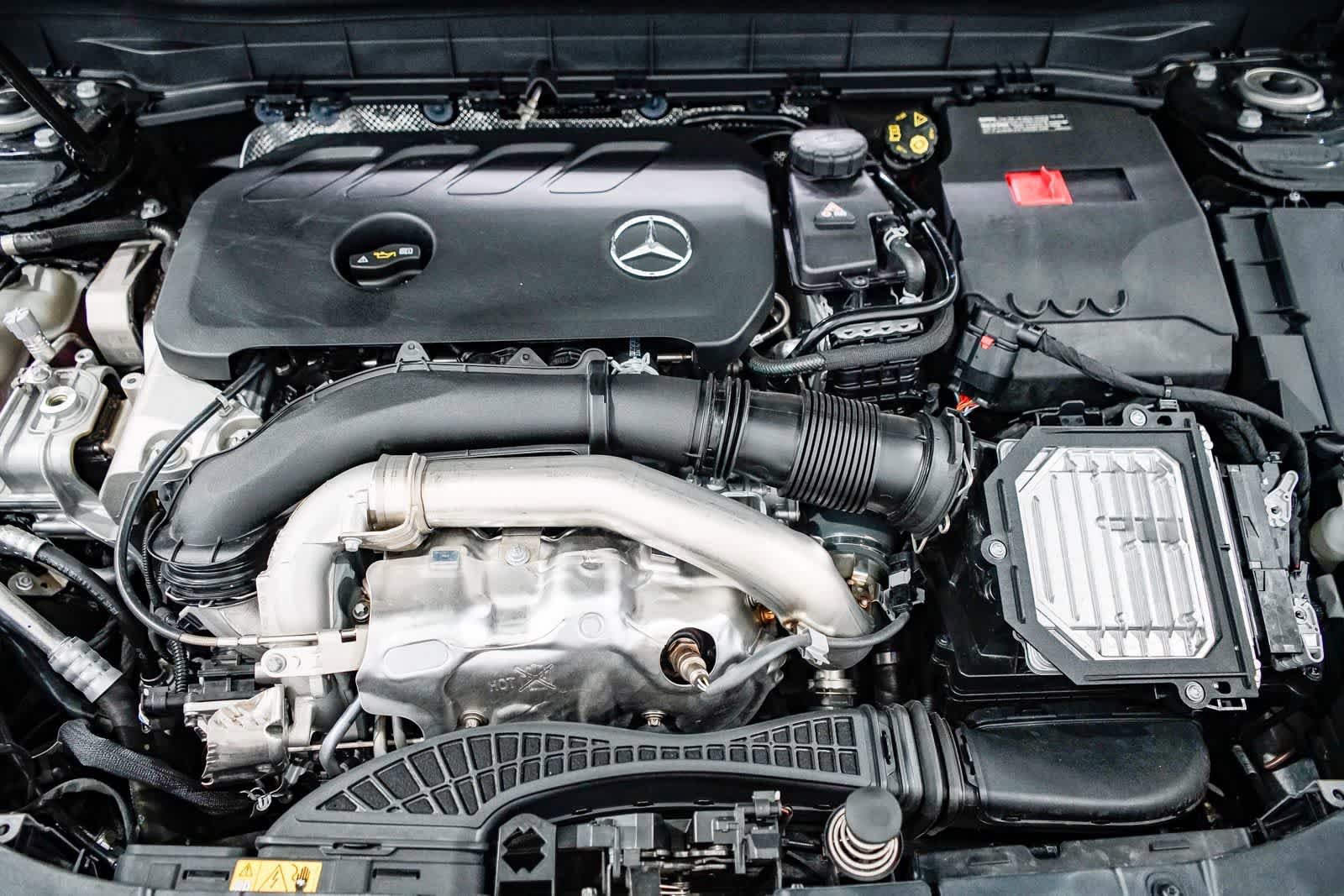 Used 2026 Mercedes-Benz GLB 250 image 27
