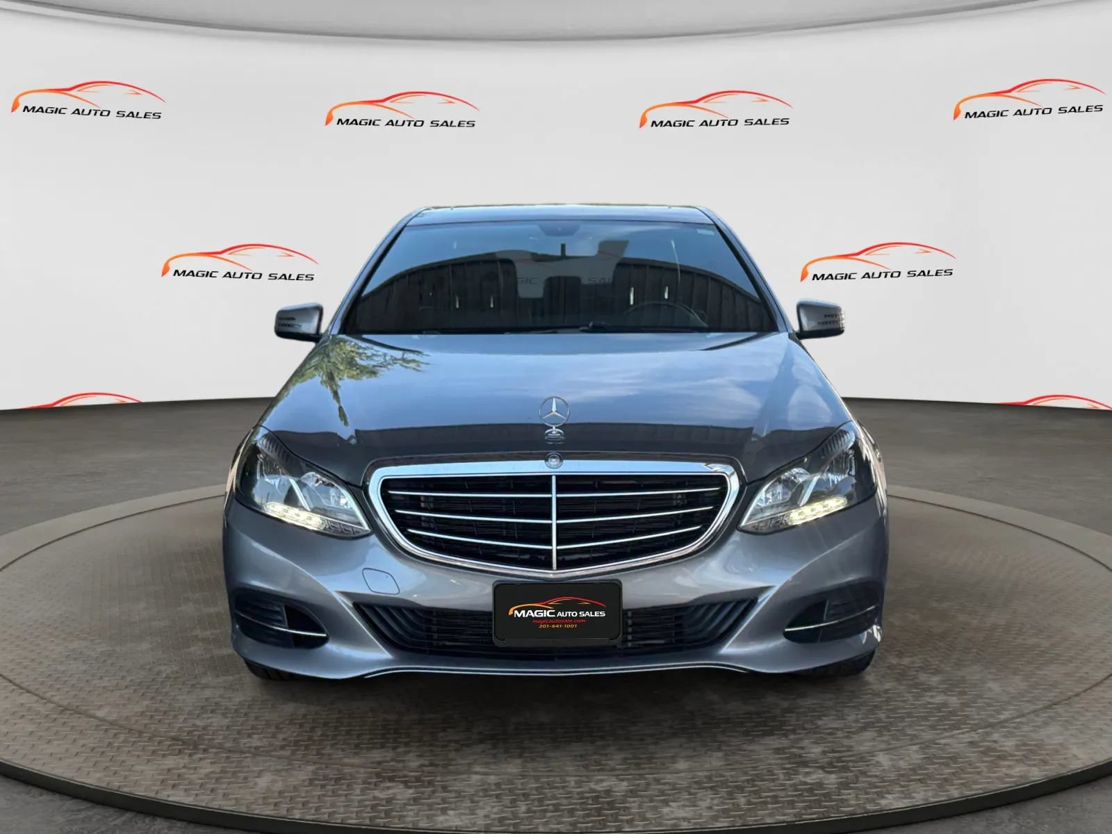 Used 2015 Mercedes-Benz E 350 4MATIC Sedan w/ Premium 1 Package image 3