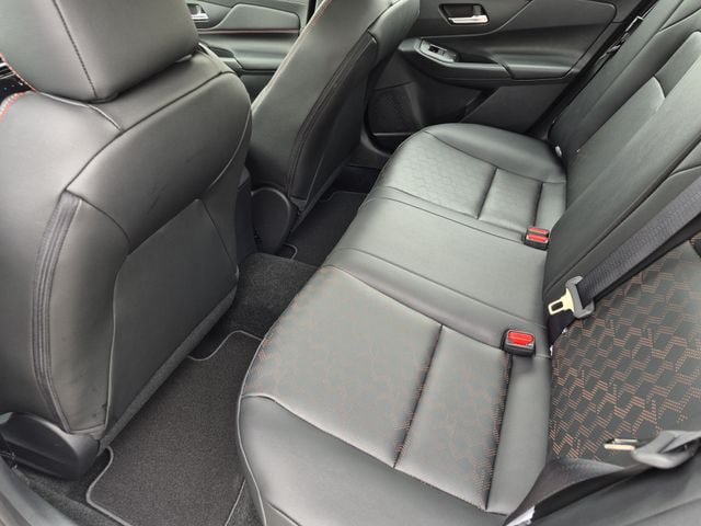 New 2027 Nissan Sentra SR w/ SR Premium Package FWD image 22