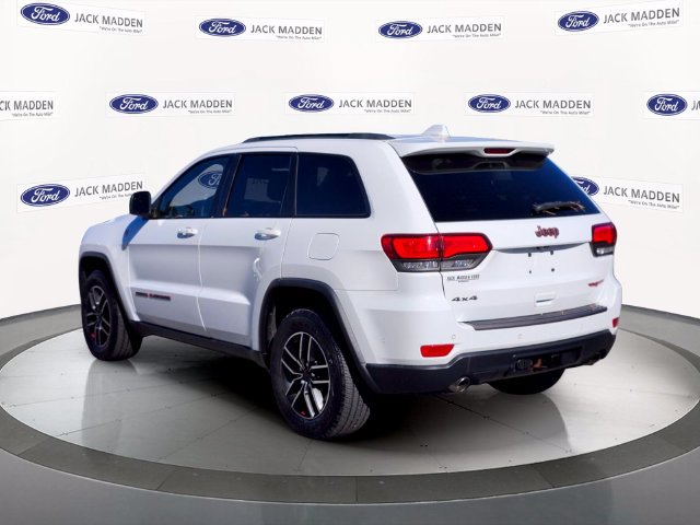 Used 2019 Jeep Grand Cherokee Trailhawk AWD/4WD image 3