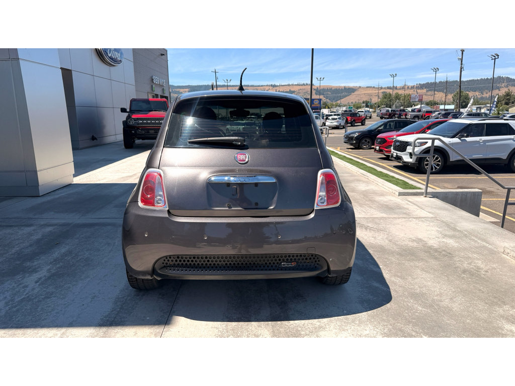 Used 2017 FIAT 500 e FWD image 8