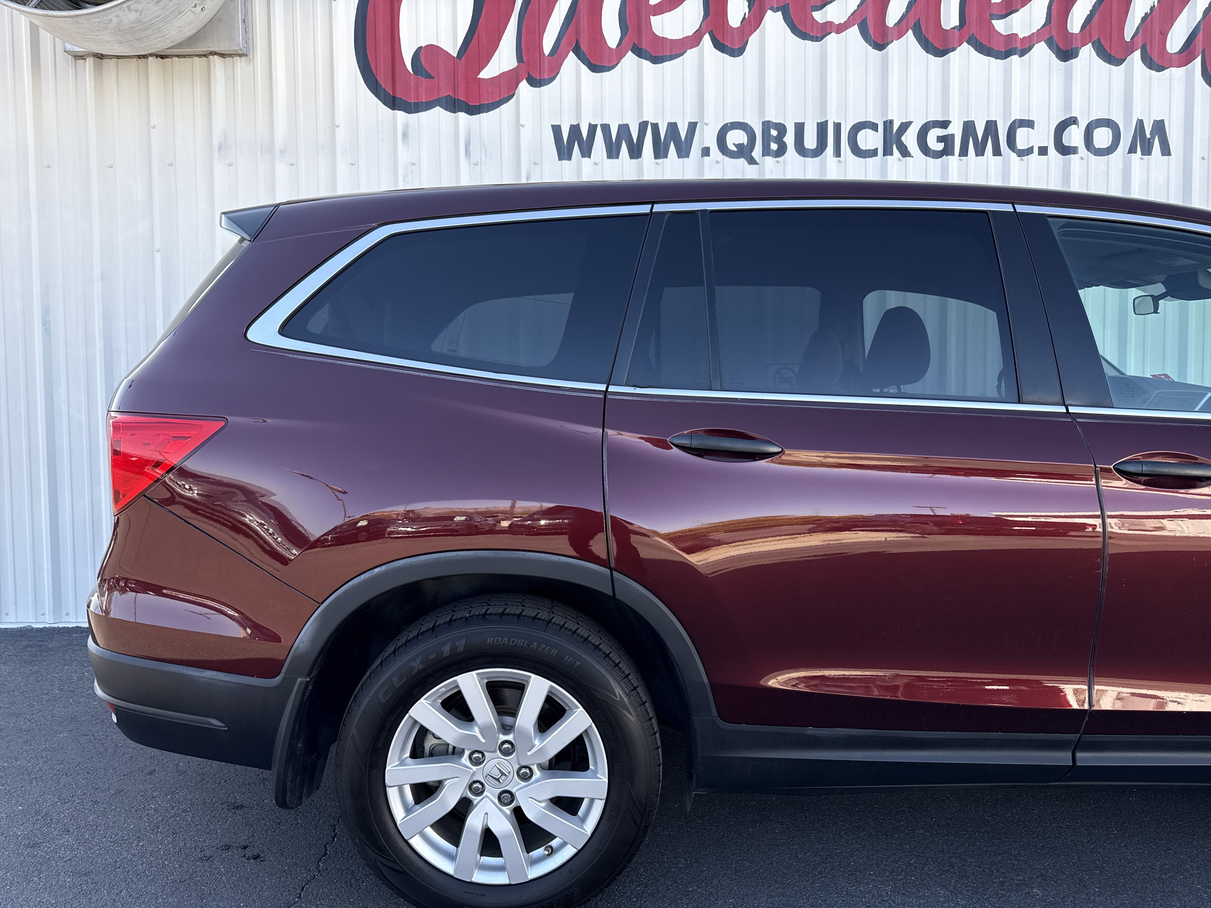 Used 2019 Honda Pilot LX image 35