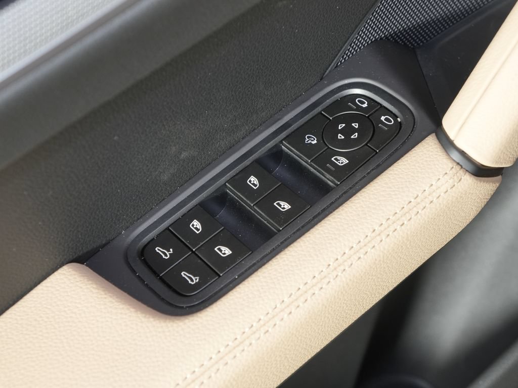 New 2026 Porsche Cayenne AWD/4WD image 16