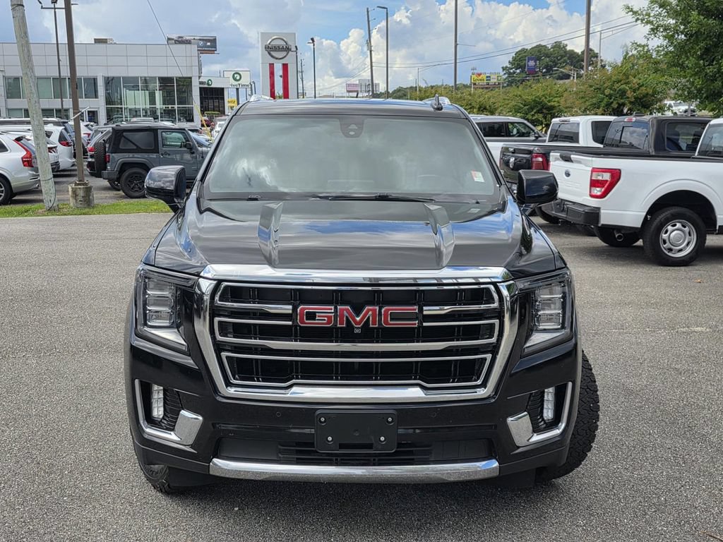 Used 2021 GMC Yukon SLT w/ SLT Premium Package AWD/4WD image 2