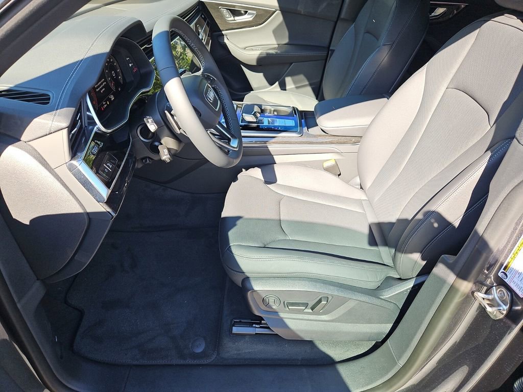 New 2026 Audi Q8 Premium Plus image 6