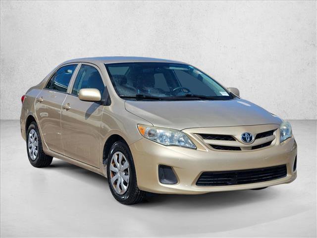 Used 2013 Toyota Corolla L image 2