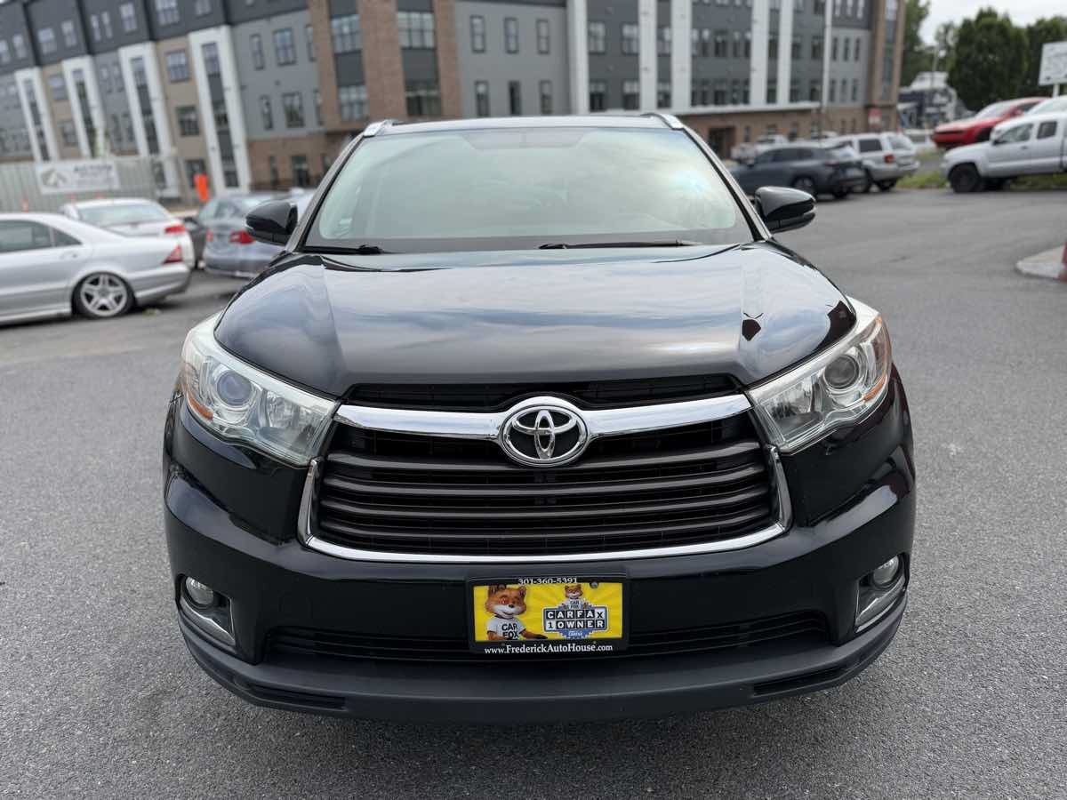 Used 2016 Toyota Highlander Limited AWD/4WD image 2