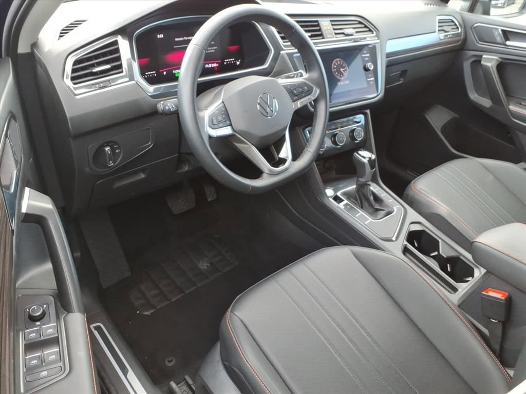 Used 2024 Volkswagen Tiguan Wolfsburg Edition image 15