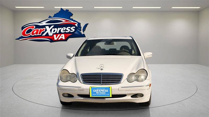 Used 2003 Mercedes-Benz C 240 Sedan w/ C2 Opt Pkg image 3