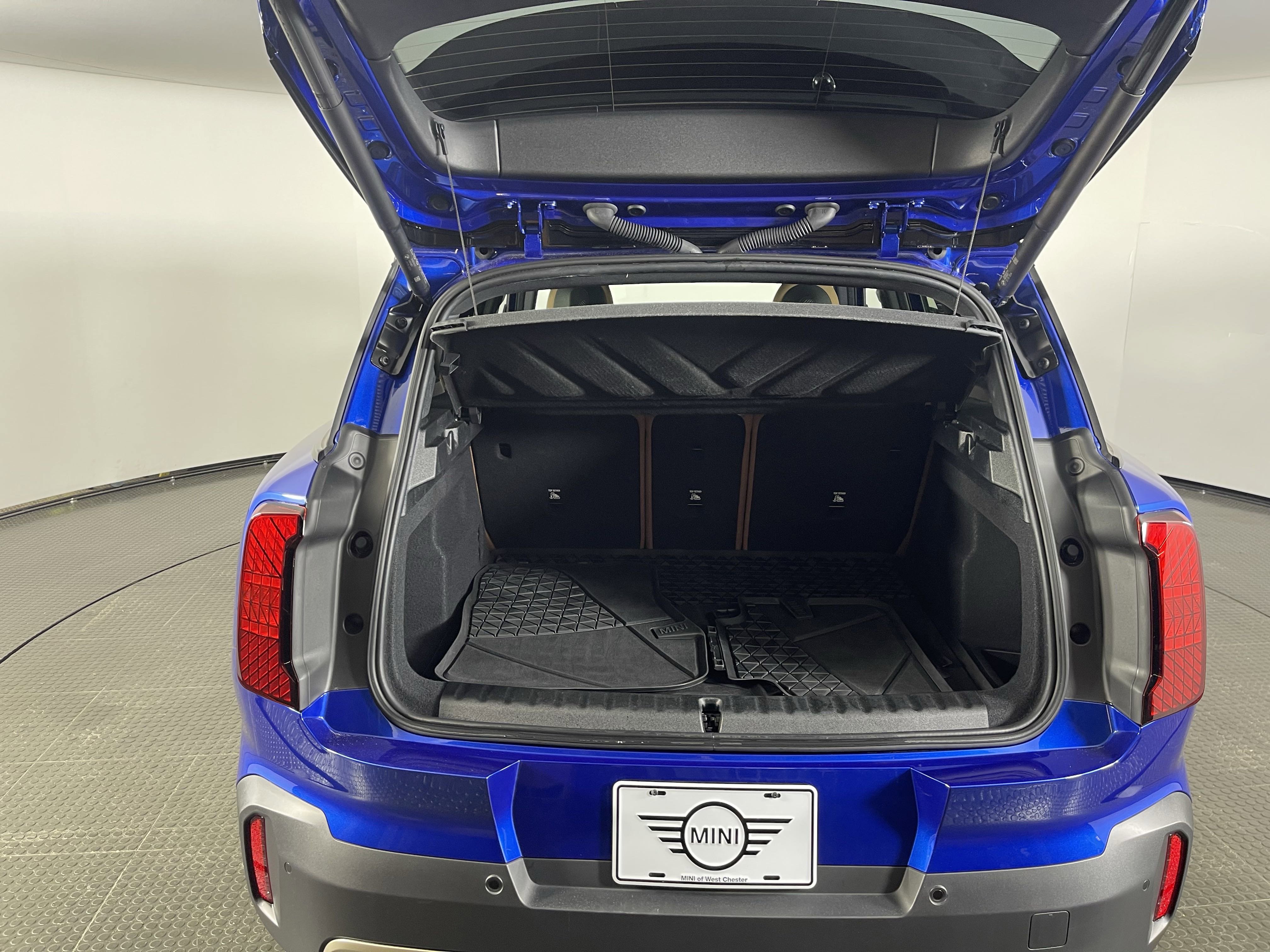 Used 2025 MINI Cooper Countryman S w/ Comfort Package Max image 29