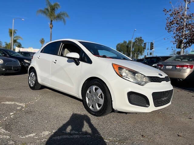 Used 2013 Kia Rio LX w/ PWR Pkg image 2
