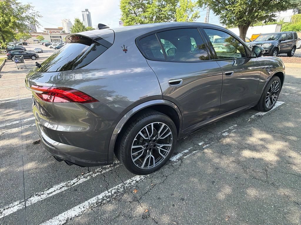 Used 2023 Maserati Grecale Modena AWD/4WD image 6