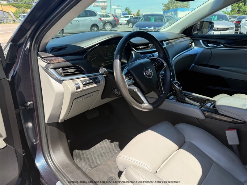 Used 2013 Cadillac XTS Premium FWD image 10
