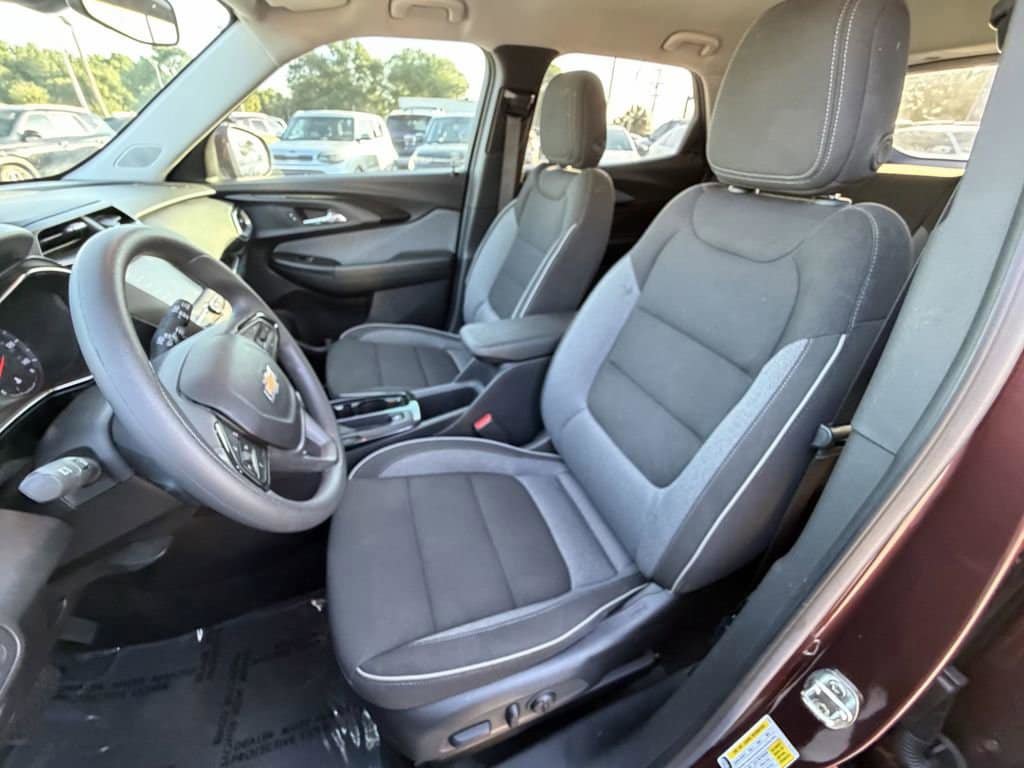 Certified 2023 Chevrolet TrailBlazer LT FWD image 19