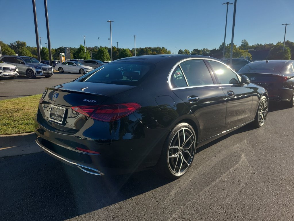 Used 2026 Mercedes-Benz C 300 4MATIC Sedan image 4